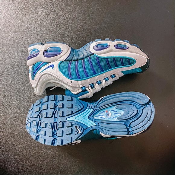 SOLD - Picture 3 of 4